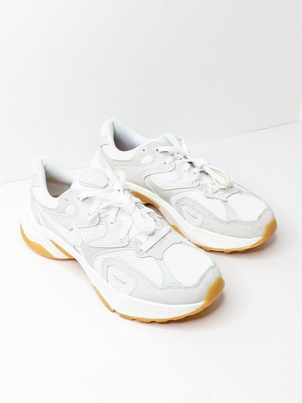 Nike AL8 Retro Sporty Sneakers Off White Womens 7.5